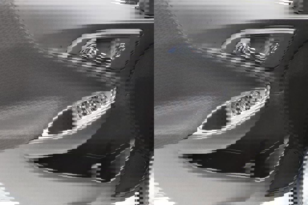 Used 2024 Chevrolet Malibu LT image 15