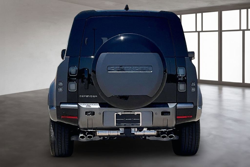 New 2026 Land Rover Defender 110 V8 AWD/4WD image 4
