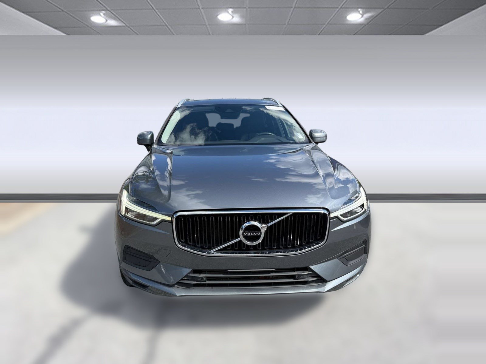 Used 2019 Volvo XC60 T5 Momentum w/ Premium Package FWD image 6