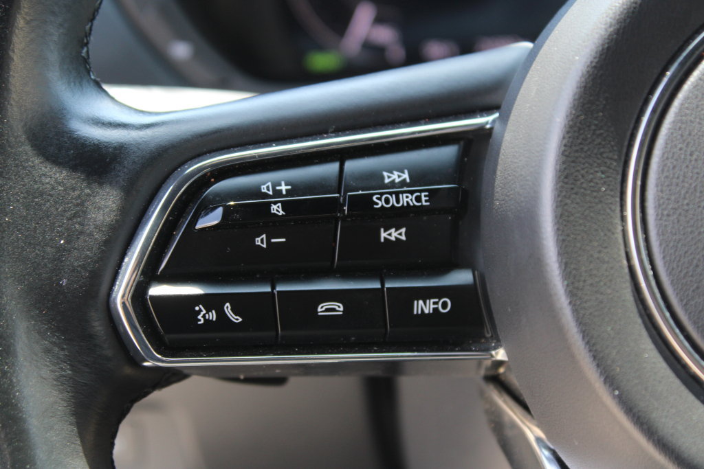 Used 2025 MAZDA CX-70 Plug-In Hybrid w/ Premium Plus AWD/4WD image 29