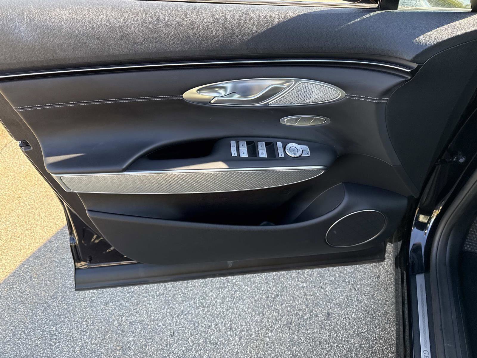 Used 2024 Genesis GV70 3.5T Sport image 18