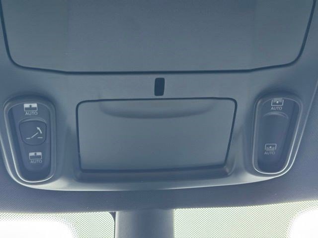 New 2026 Chrysler Pacifica Limited w/ S Appearance Package image 27