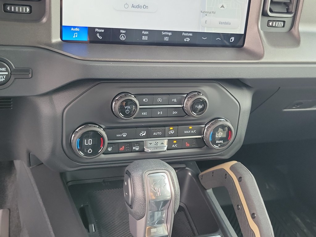 New 2026 Ford Bronco Badlands AWD/4WD image 28