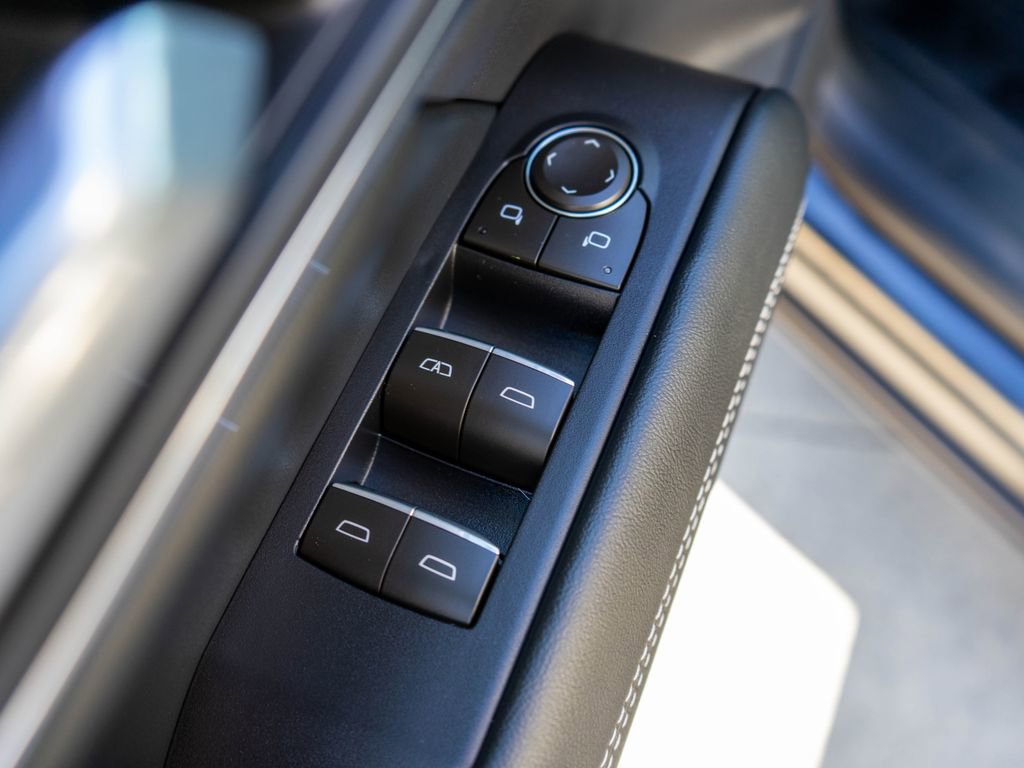 Used 2026 GMC Terrain Denali AWD/4WD image 18