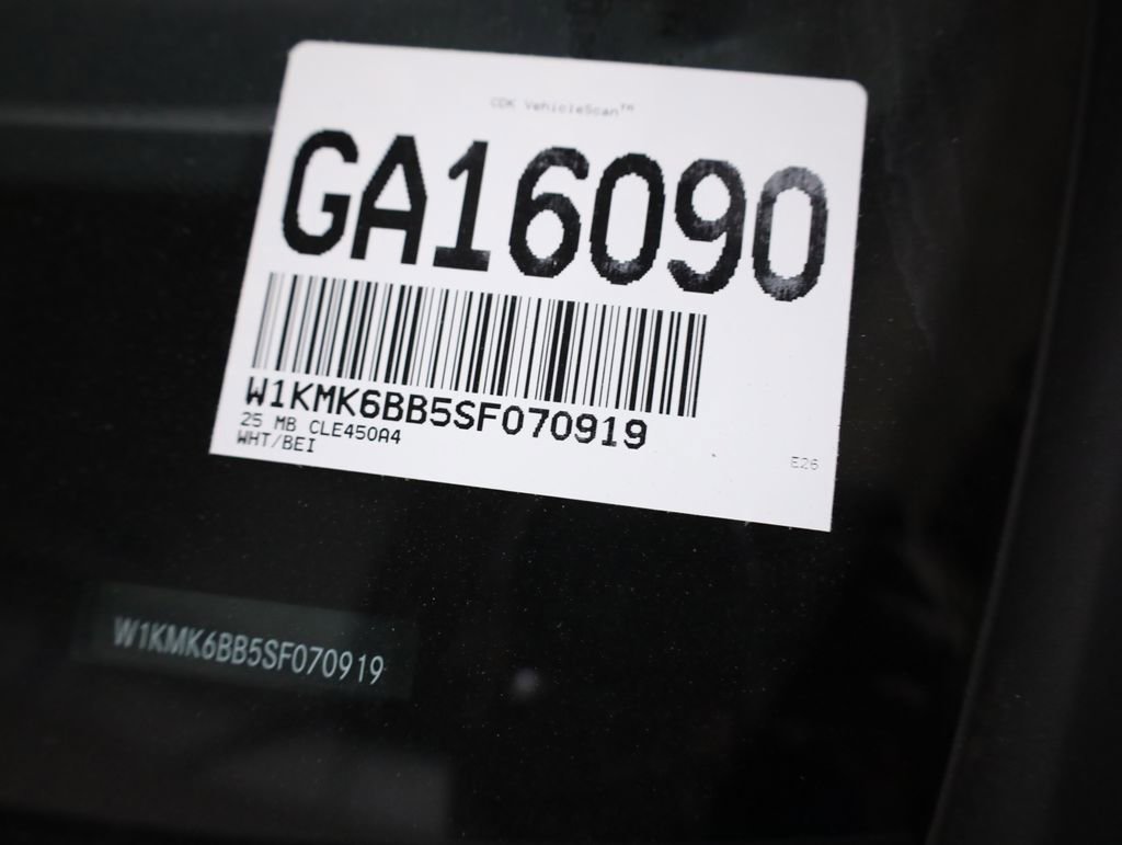 Used 2025 Mercedes-Benz CLE 450 4MATIC Cabriolet image 92