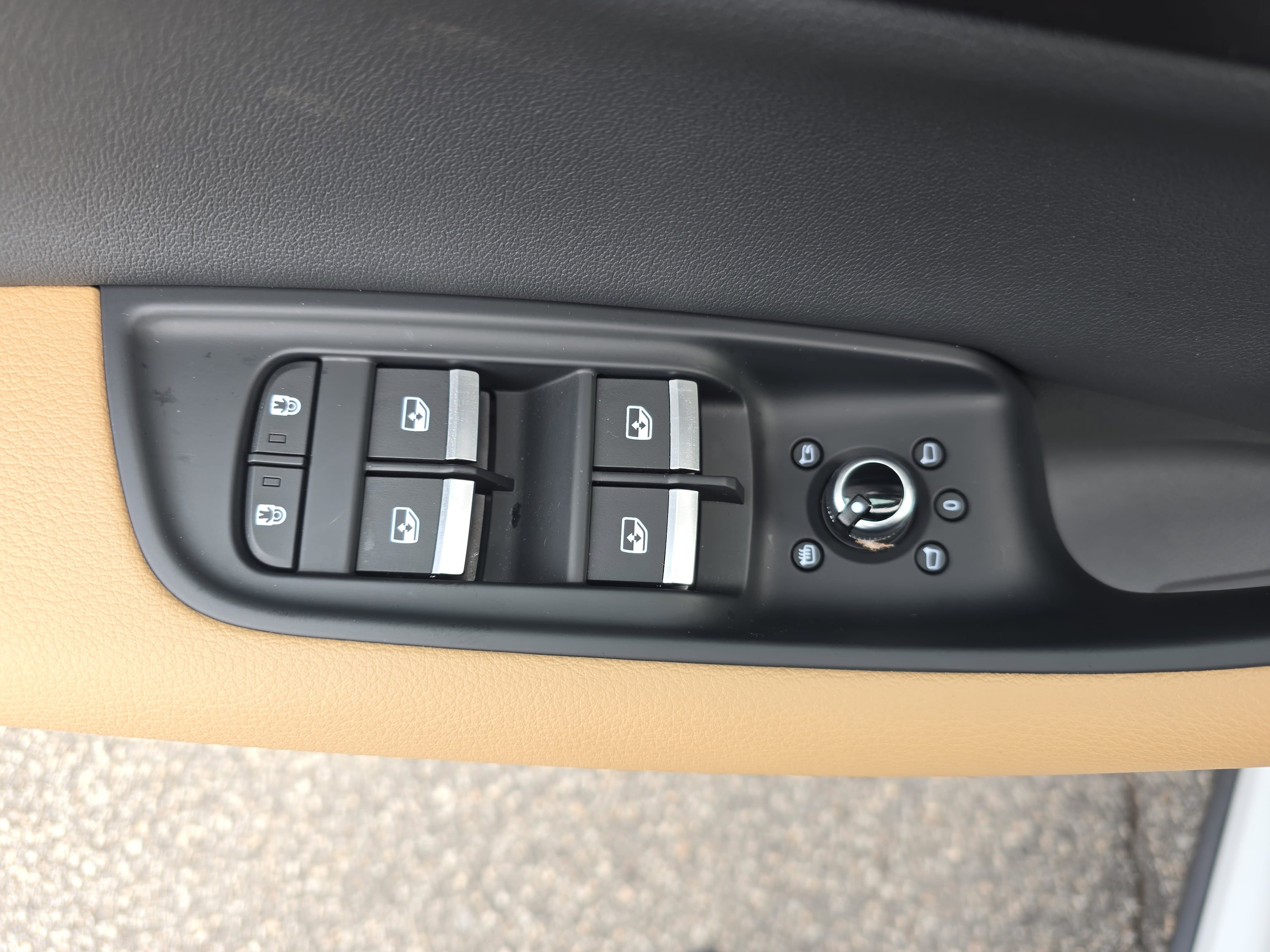 Certified 2025 Audi Q7 2.0T Premium w/ Convenience Package image 26