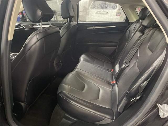 Used 2020 Ford Fusion Titanium image 23