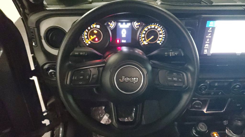 Used 2024 Jeep Gladiator Sport image 27