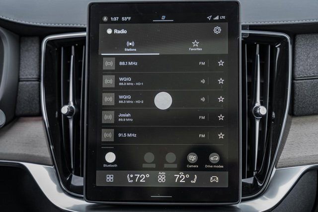 New 2026 Volvo XC90 B6 Plus w/ Protection Package Premier image 21