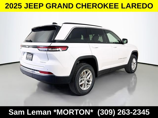 New 2025 Jeep Grand Cherokee Laredo image 7