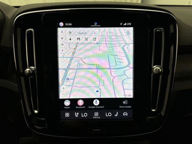 Certified 2023 Volvo XC40 Recharge Ultimate w/ Protection Package Premier AWD/4WD image 18