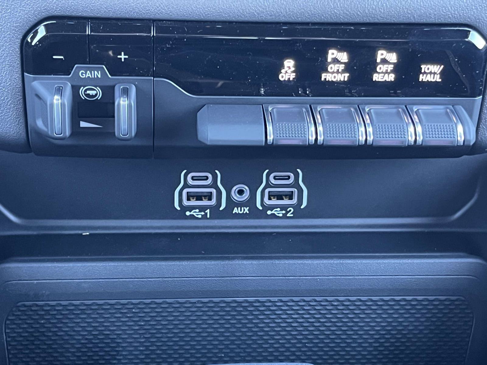 New 2026 RAM 1500 Big Horn AWD/4WD image 24