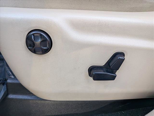 Used 2012 Jeep Grand Cherokee Limited image 17