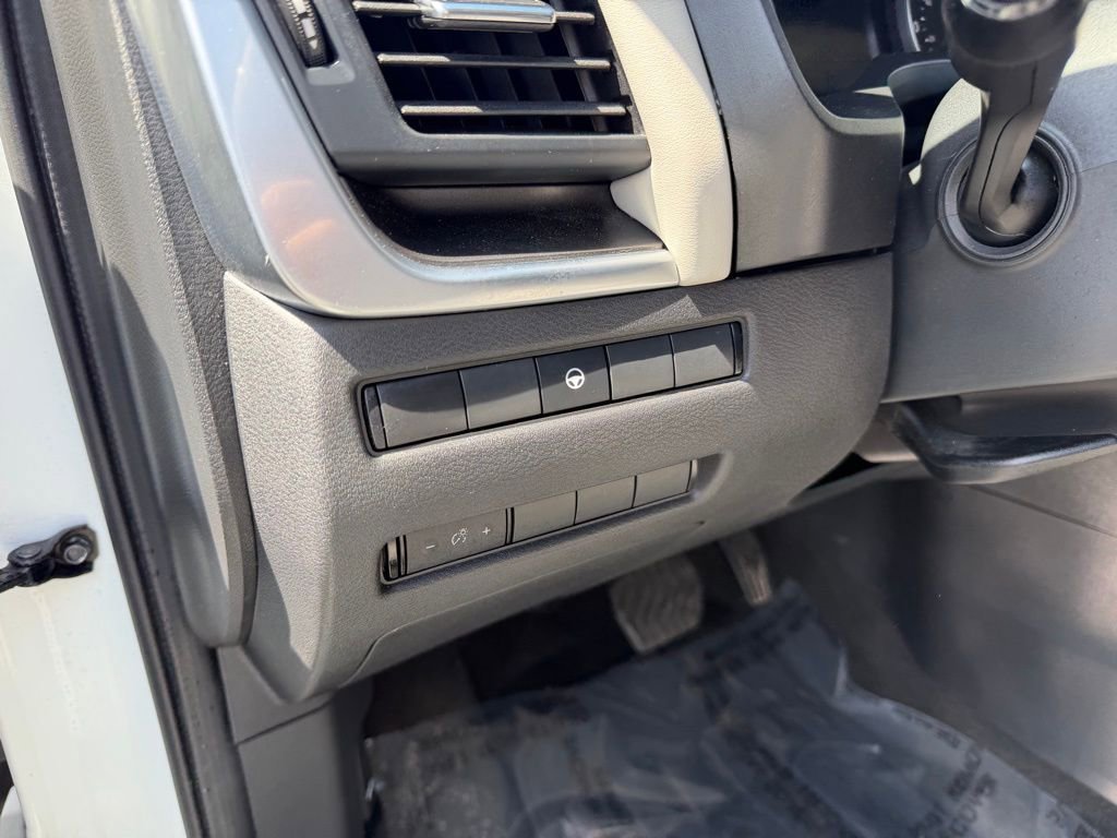 Used 2023 Nissan Rogue SV AWD/4WD image 22