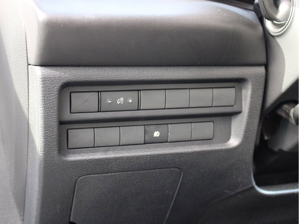 Used 2022 Mitsubishi Outlander ES image 12