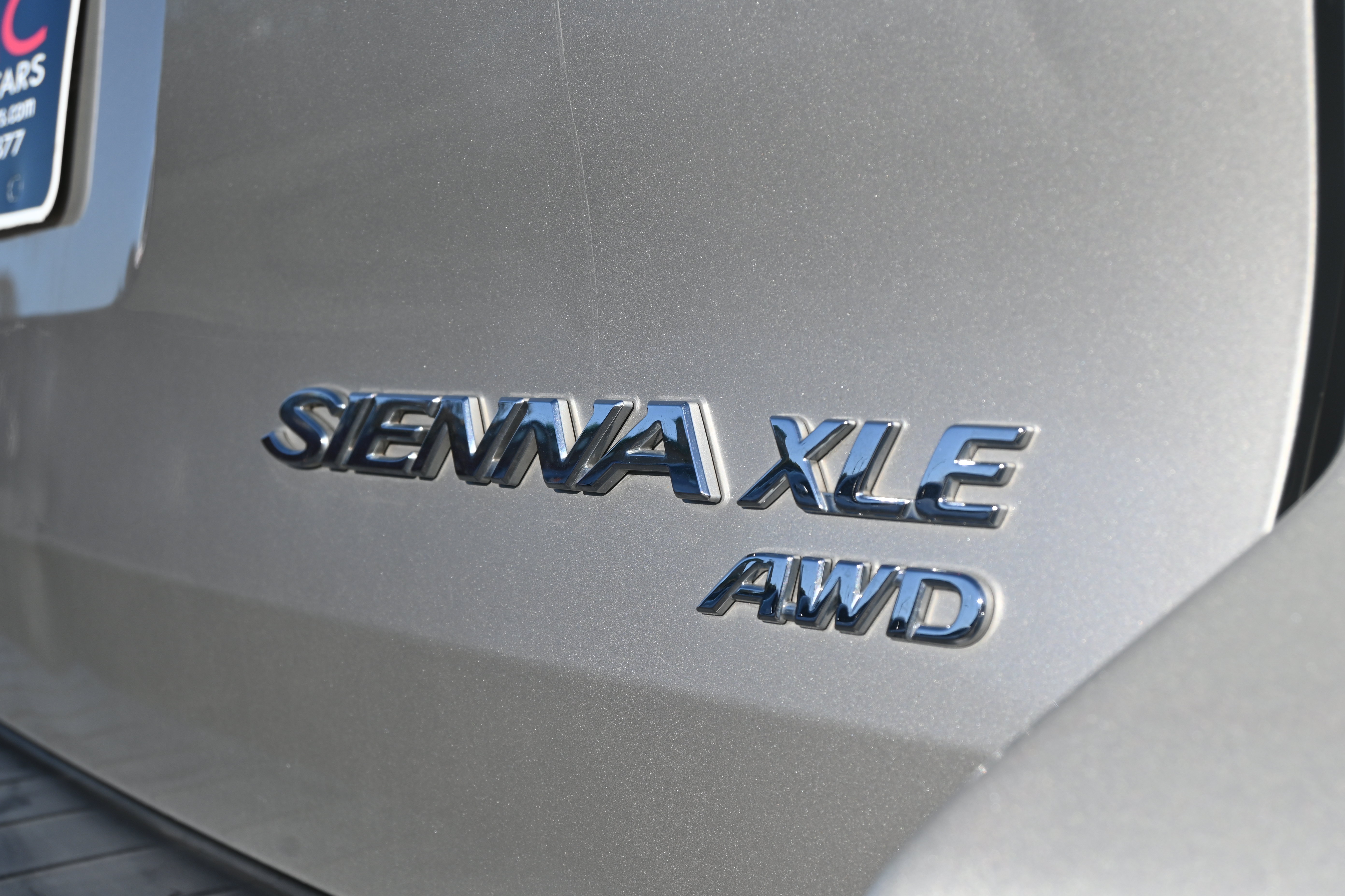 Used 2010 Toyota Sienna AWD image 38