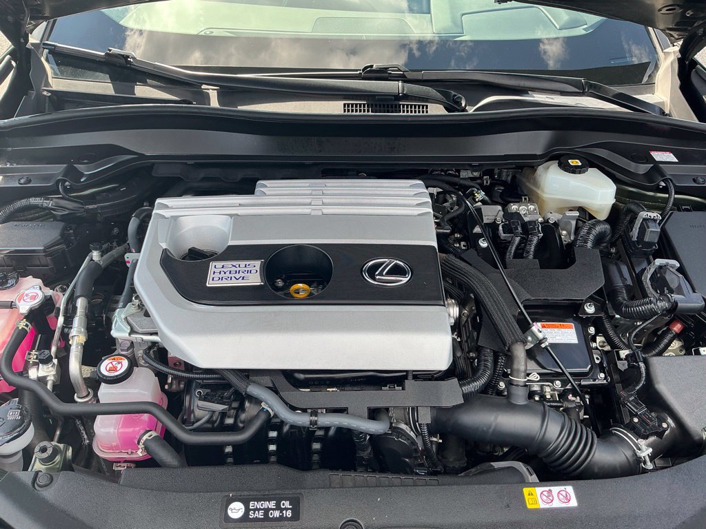 Used 2021 Lexus UX 250h w/ Premium Package AWD/4WD image 36