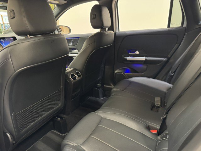 Used 2025 Mercedes-Benz GLA 250 image 13