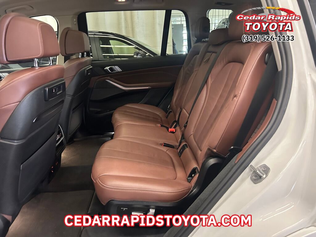 Used 2020 BMW X7 xDrive40i w/ Premium Package image 7