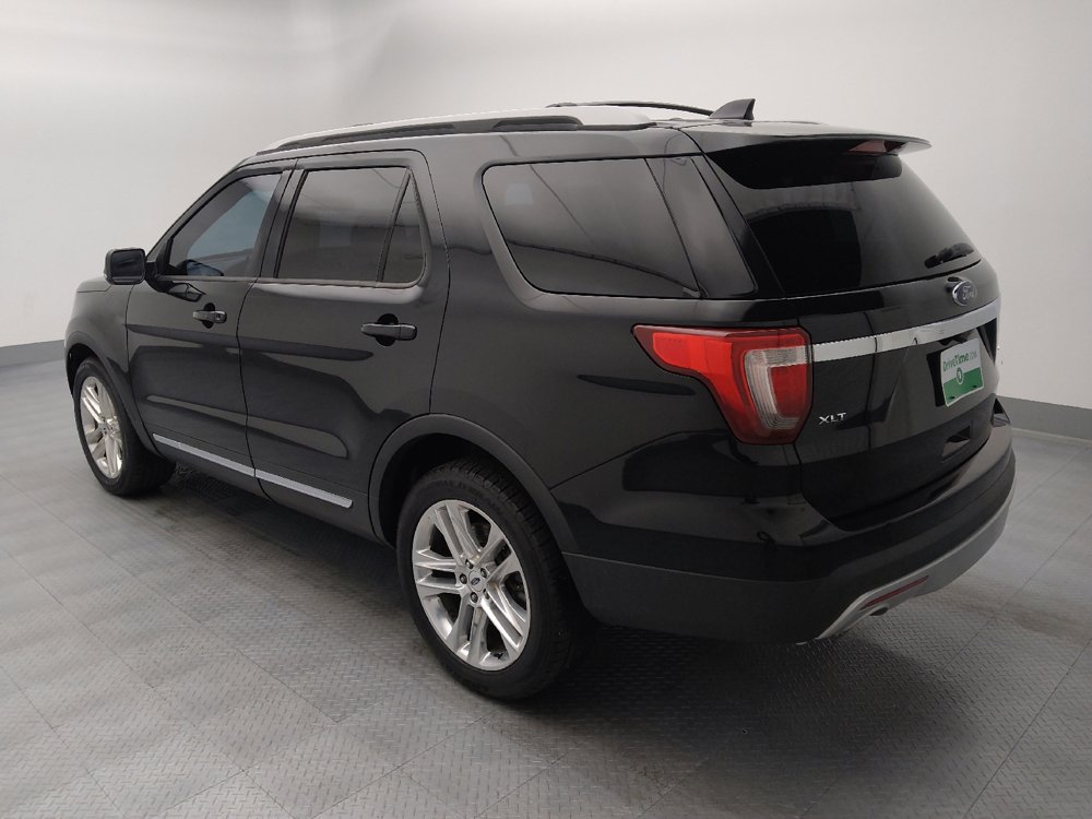 Used 2016 Ford Explorer XLT w/ Equipment Group 202A AWD/4WD image 3