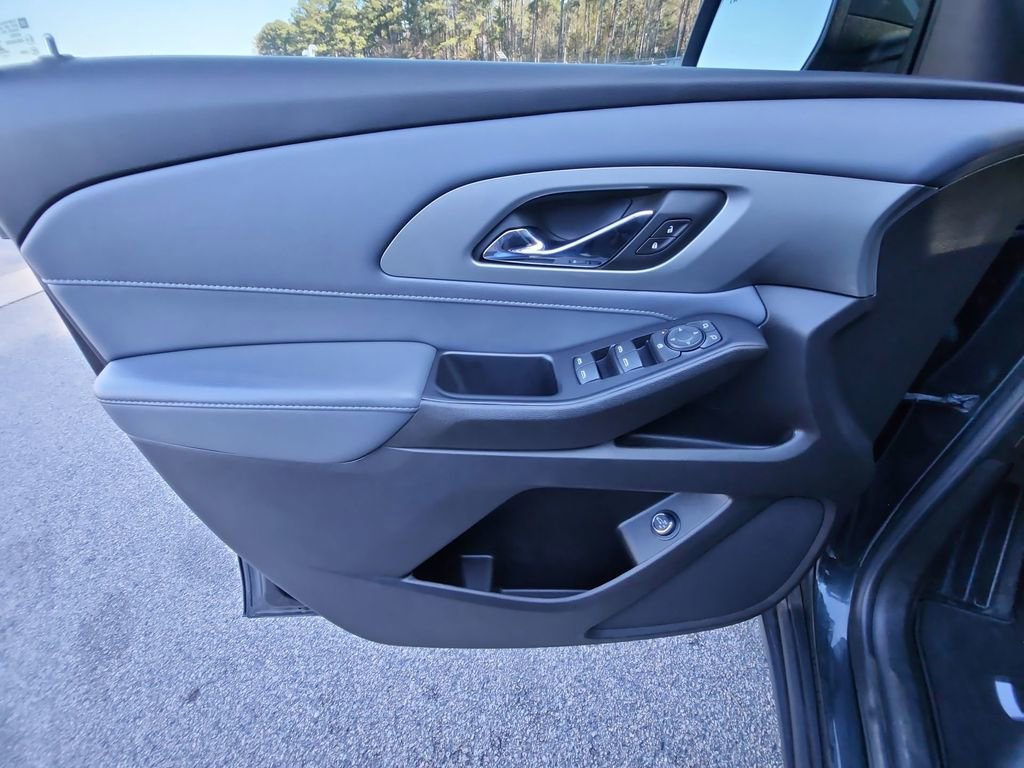 Certified 2021 Chevrolet Traverse LT image 26