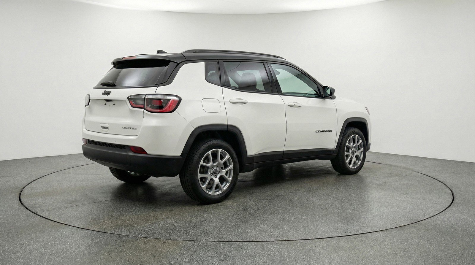 Used 2025 Jeep Compass Limited AWD/4WD image 9