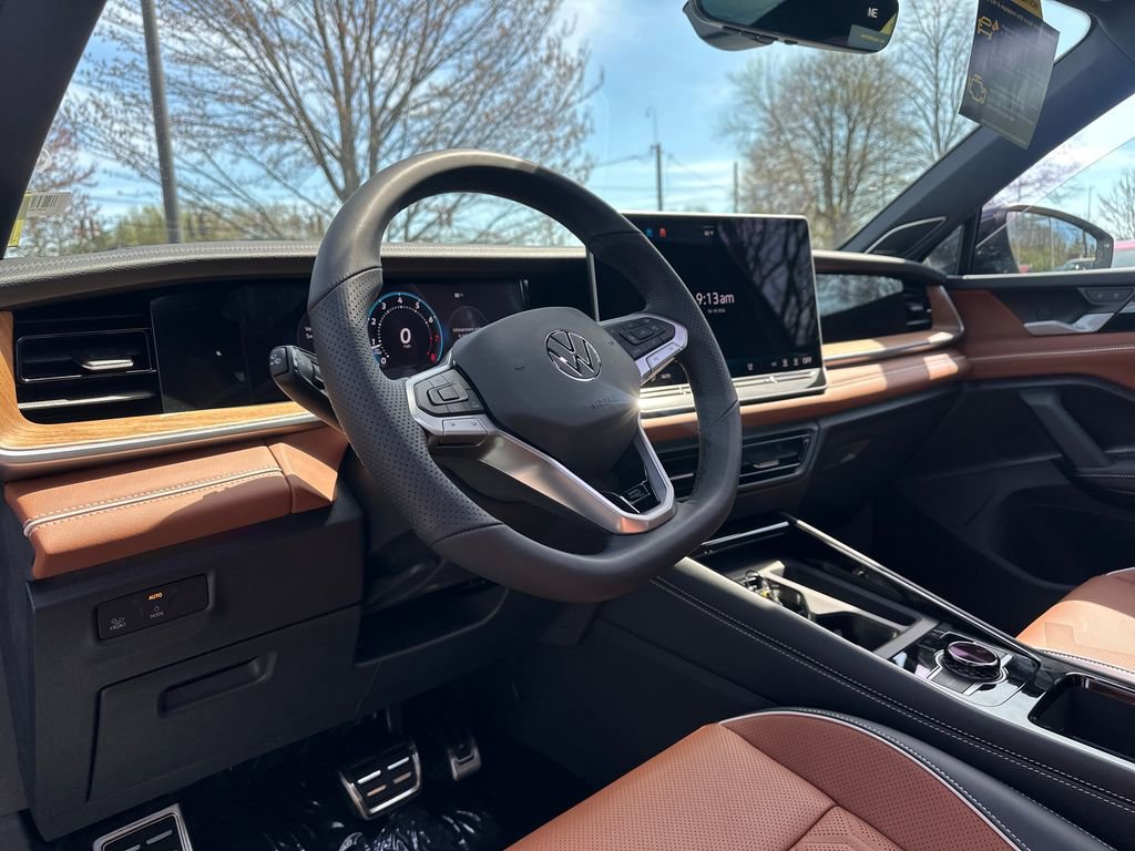 New 2026 Volkswagen Tiguan SEL R-Line AWD/4WD image 6