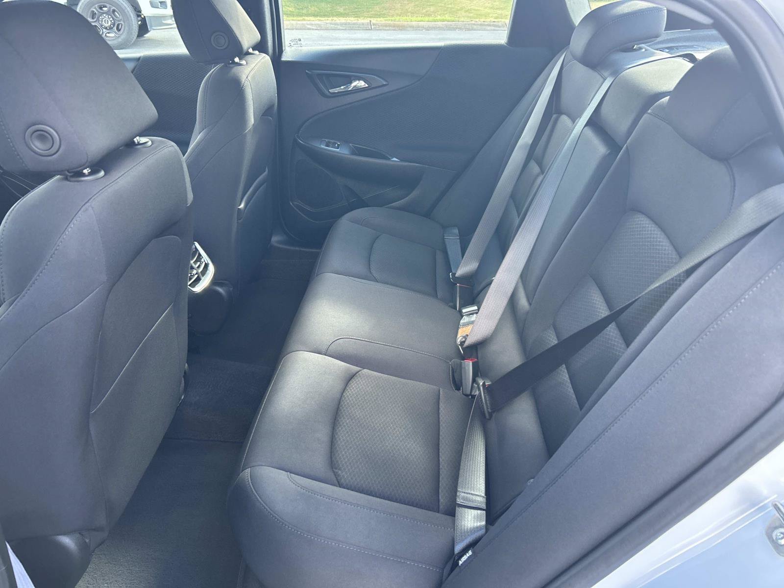 Used 2025 Chevrolet Malibu LT FWD image 22