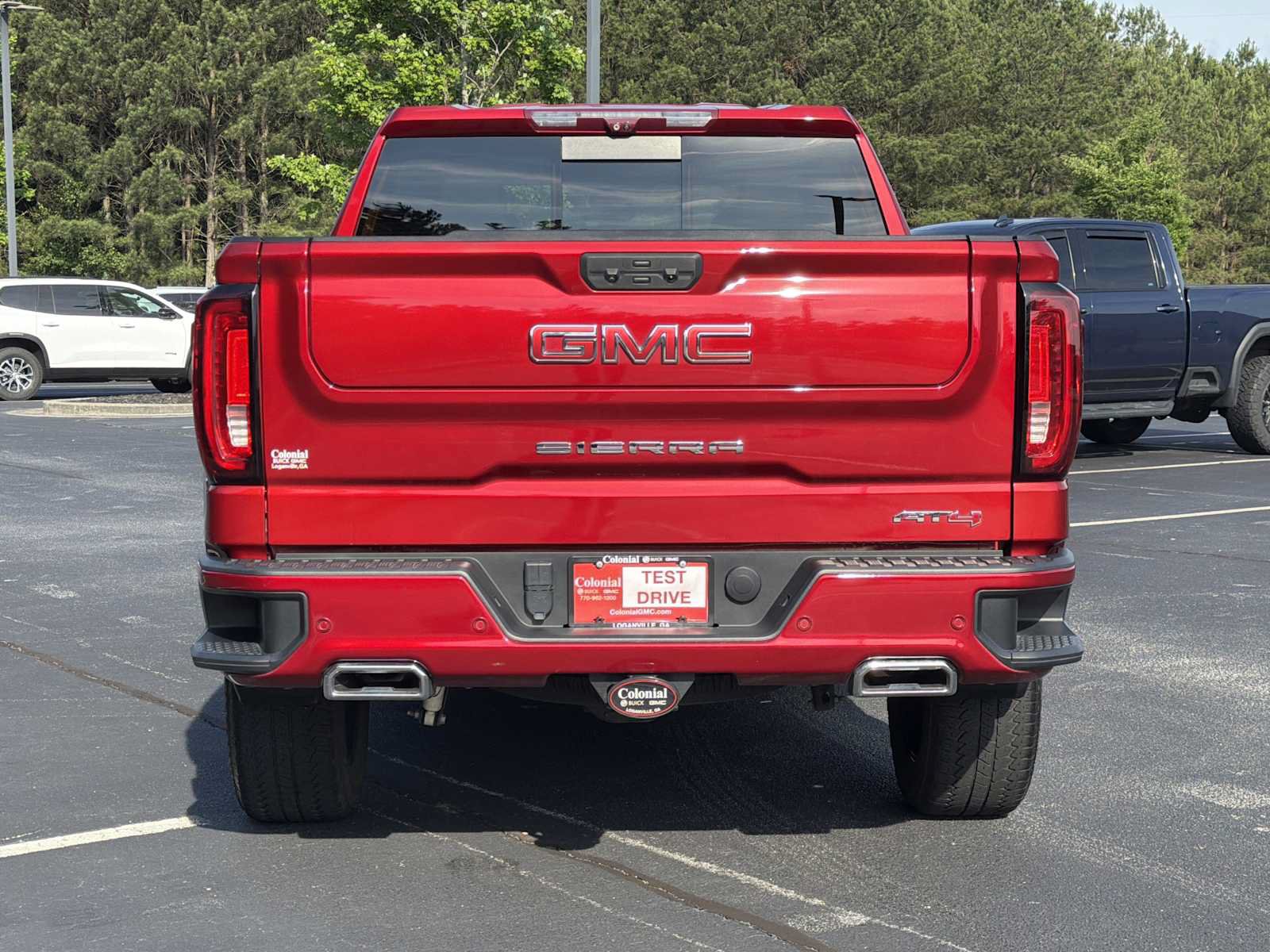 Used 2024 GMC Sierra 1500 AT4 w/ Technology Package AWD/4WD image 27