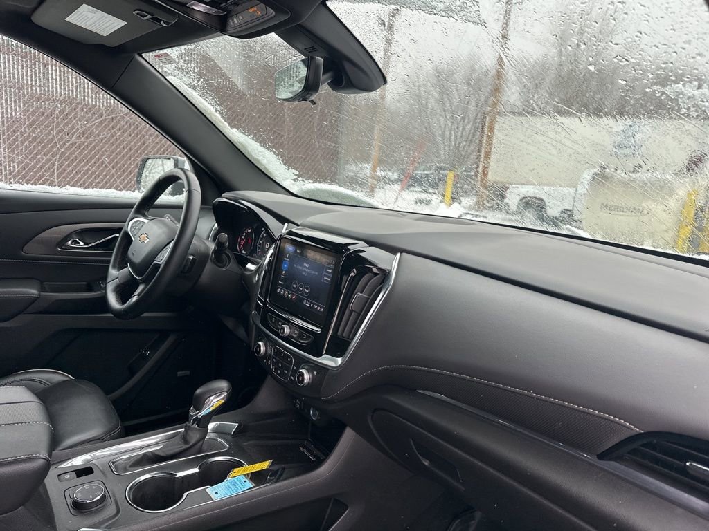 Used 2023 Chevrolet Traverse Premier image 15