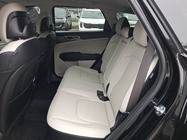 Certified 2025 Kia Sportage EX AWD/4WD image 10