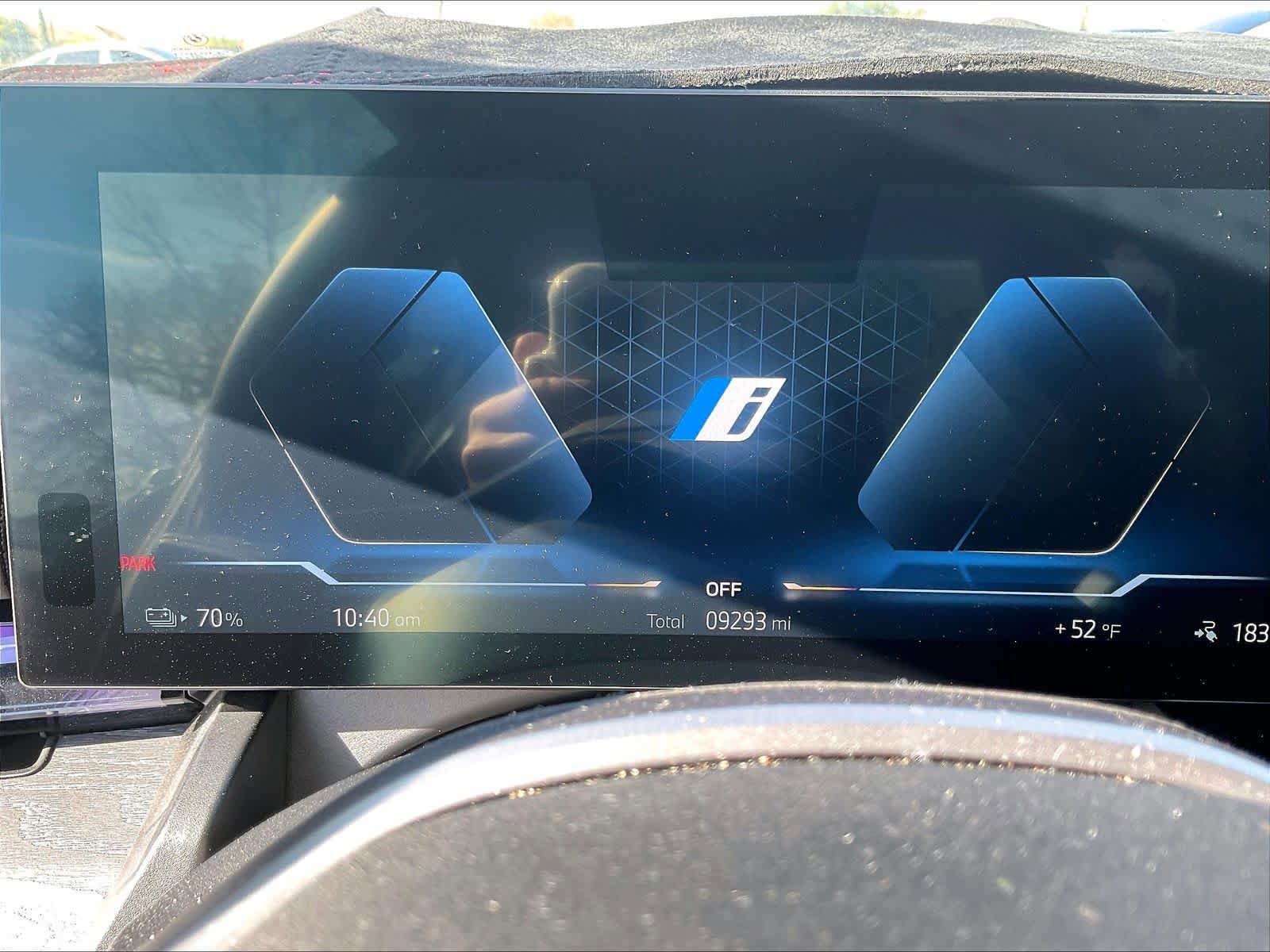 Certified 2025 BMW i5 xDrive40 w/ Premium Package image 21