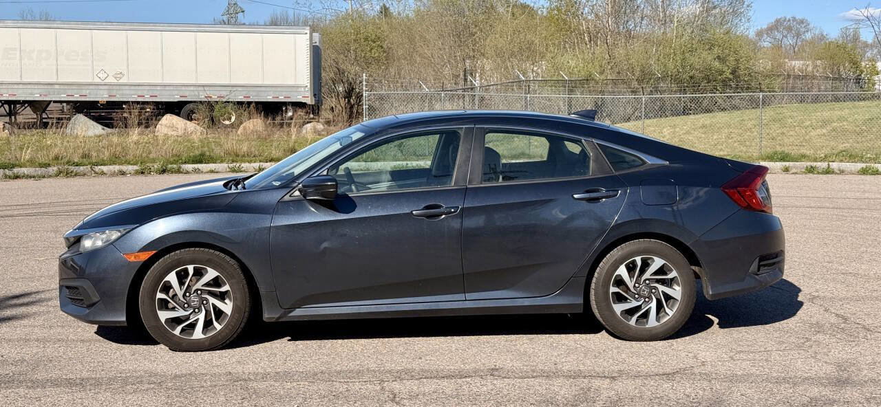 Used 2018 Honda Civic EX image 2