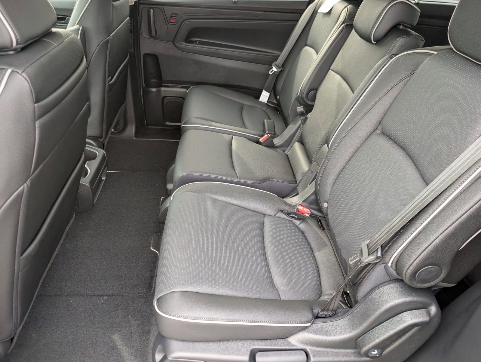 New 2026 Honda Odyssey Elite image 24