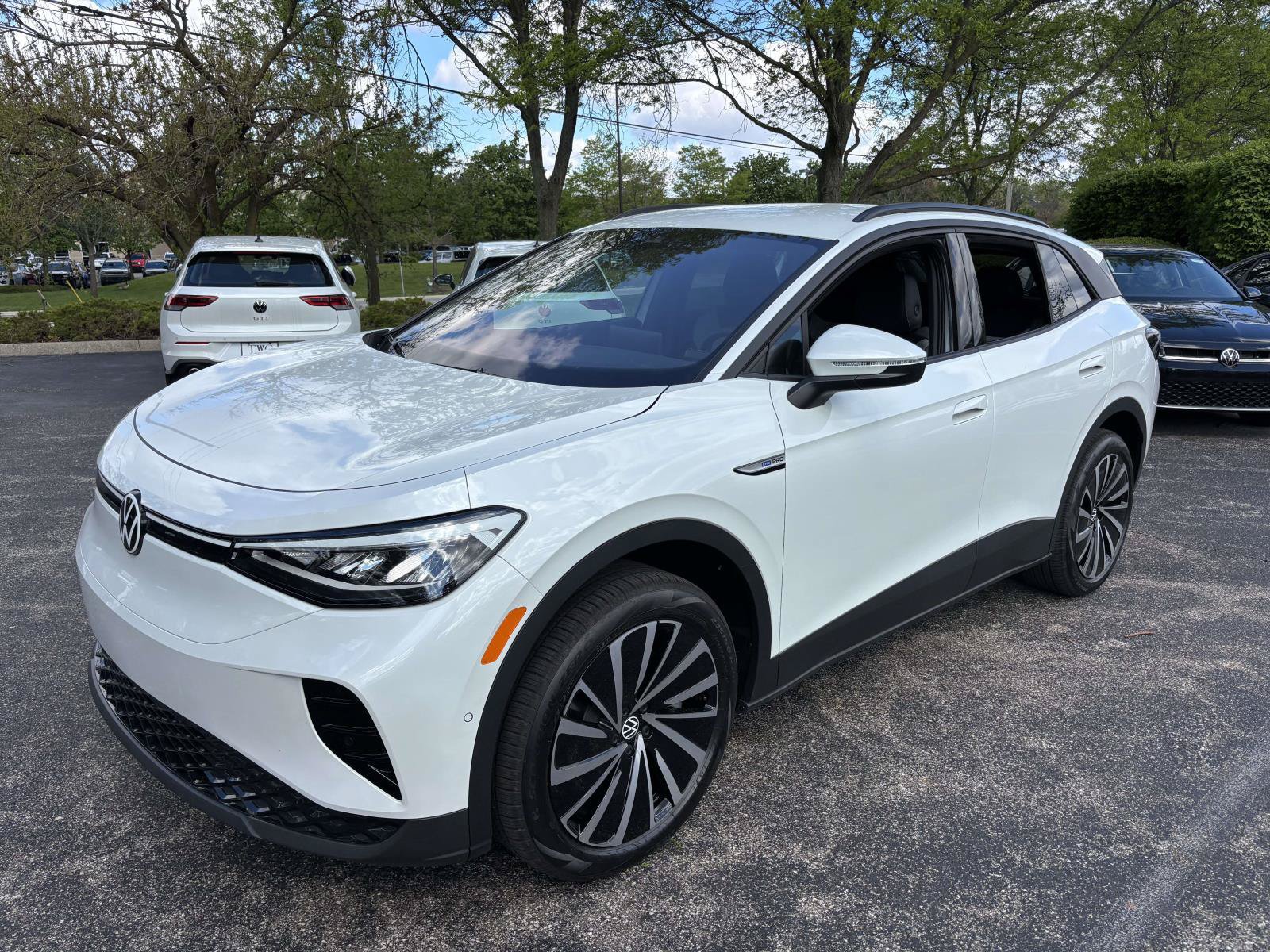New 2026 Volkswagen ID.4 Pro AWD/4WD image 1