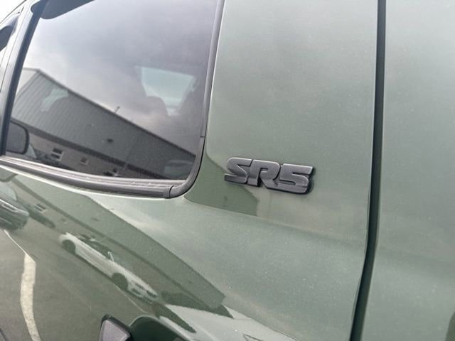 Used 2021 Toyota Tundra SR5 w/ TRD Off-Road Package image 16