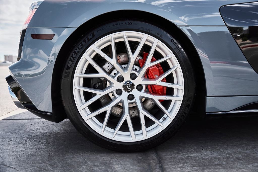 Used 2020 Audi R8 V10 AWD/4WD image 24