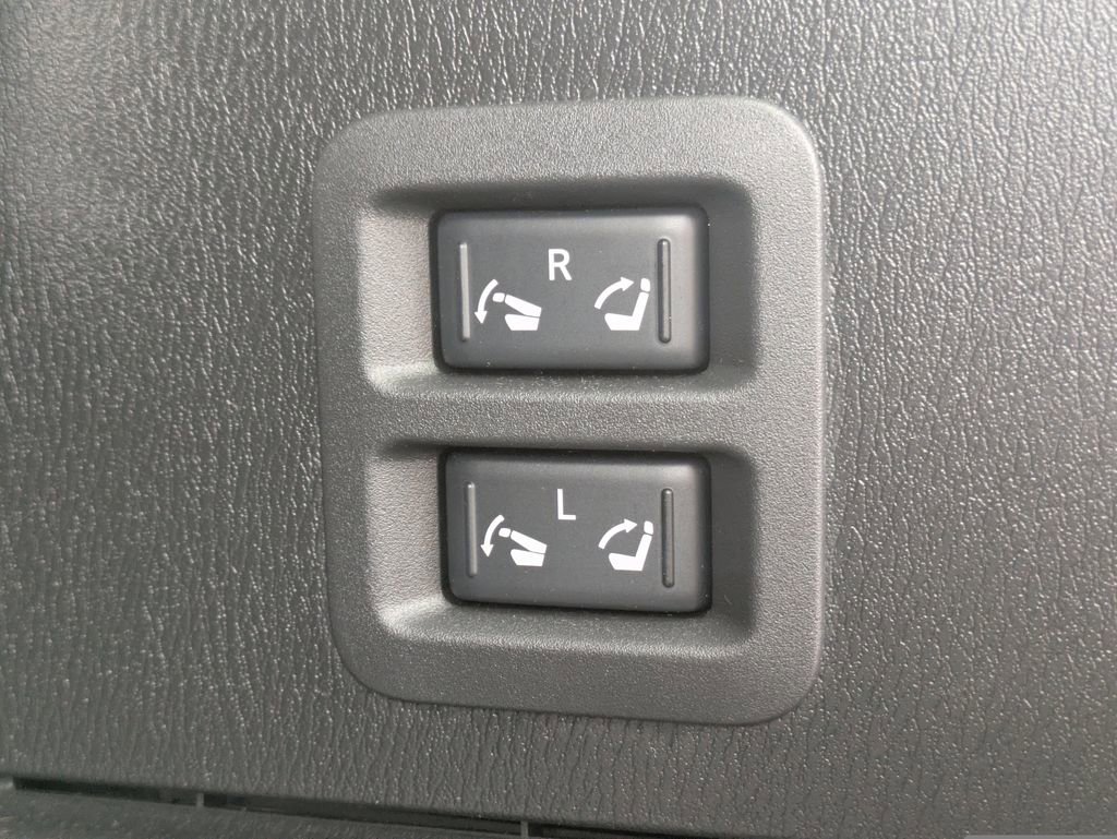 Used 2023 INFINITI QX80 Premium Select w/ Cargo Package image 14