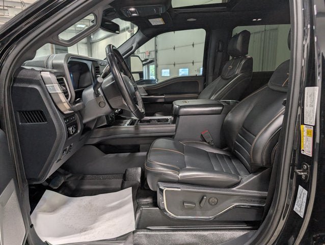 Used 2024 Ford F350 Platinum w/ FX4 Off-Road Package AWD/4WD image 17
