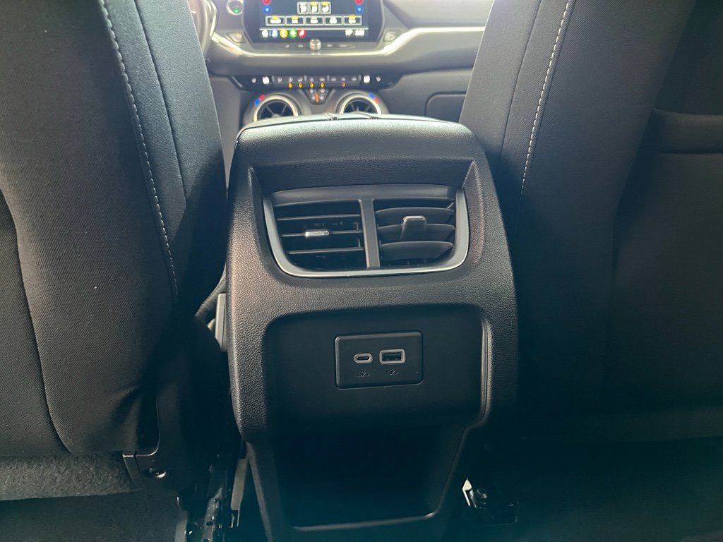 Used 2024 Chevrolet Blazer LT w/ Convenience Package image 16