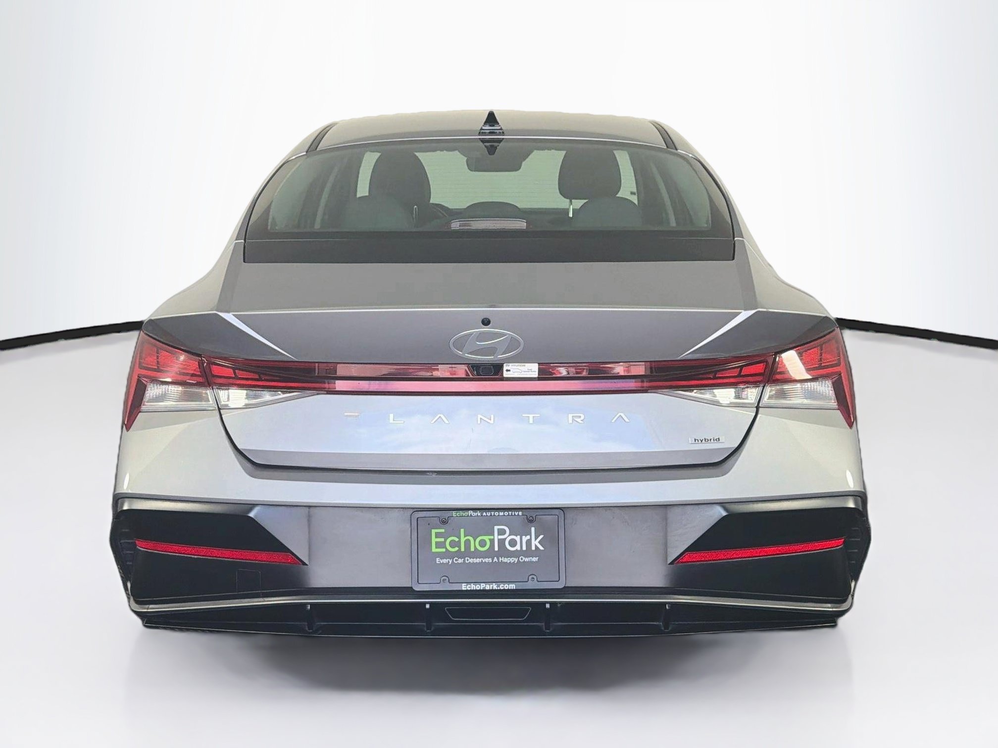 Used 2025 Hyundai Elantra Limited FWD image 7