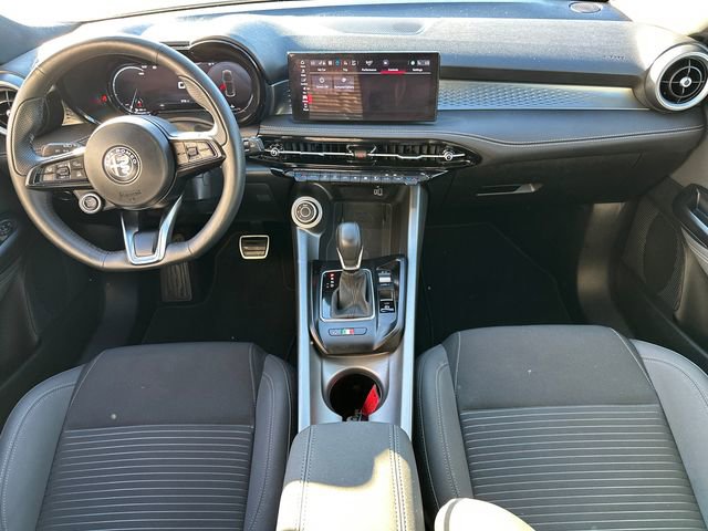 Used 2025 Alfa Romeo Tonale w/ Active Assist Package image 18