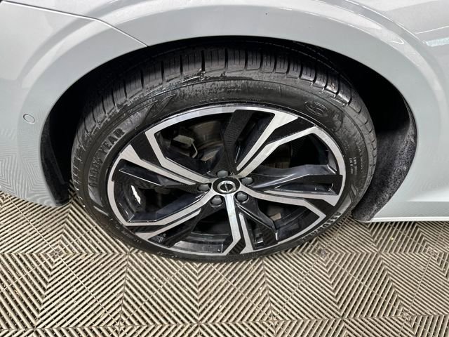 Used 2024 Volvo S60 B5 Plus image 10