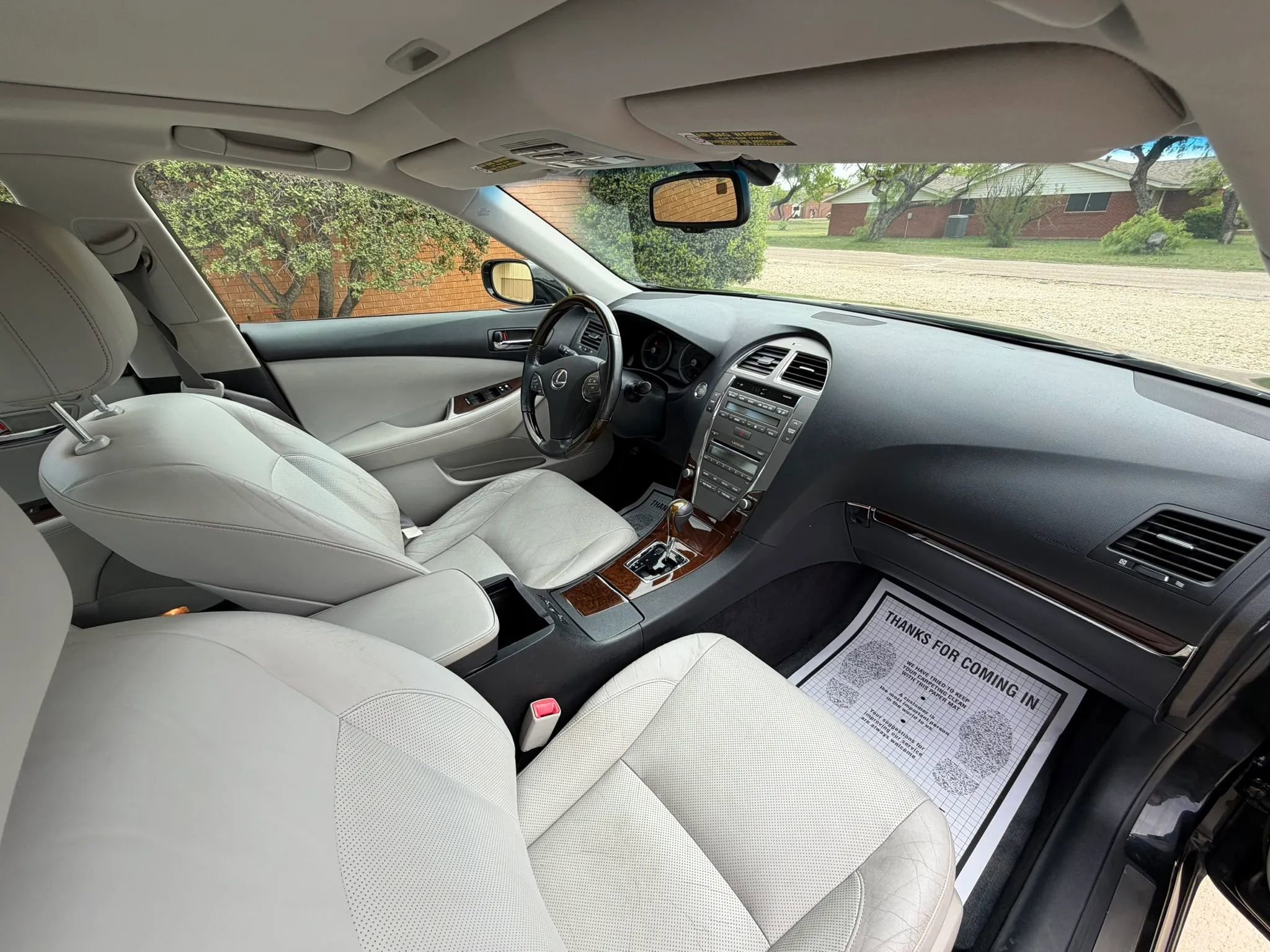 Used 2010 Lexus ES 350 FWD image 16