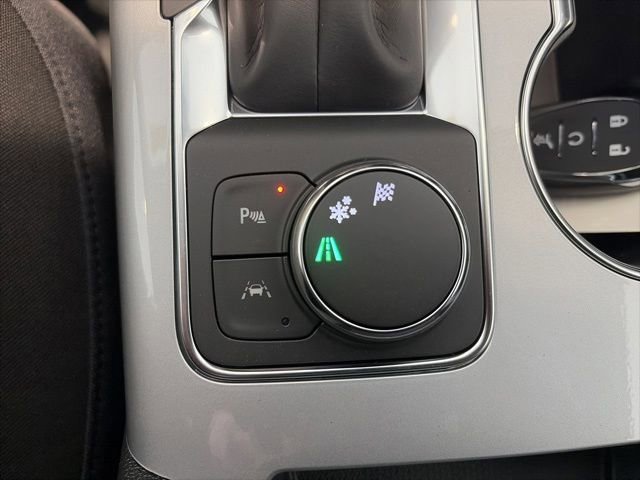New 2026 Chevrolet Blazer LT w/ Convenience Package FWD image 23