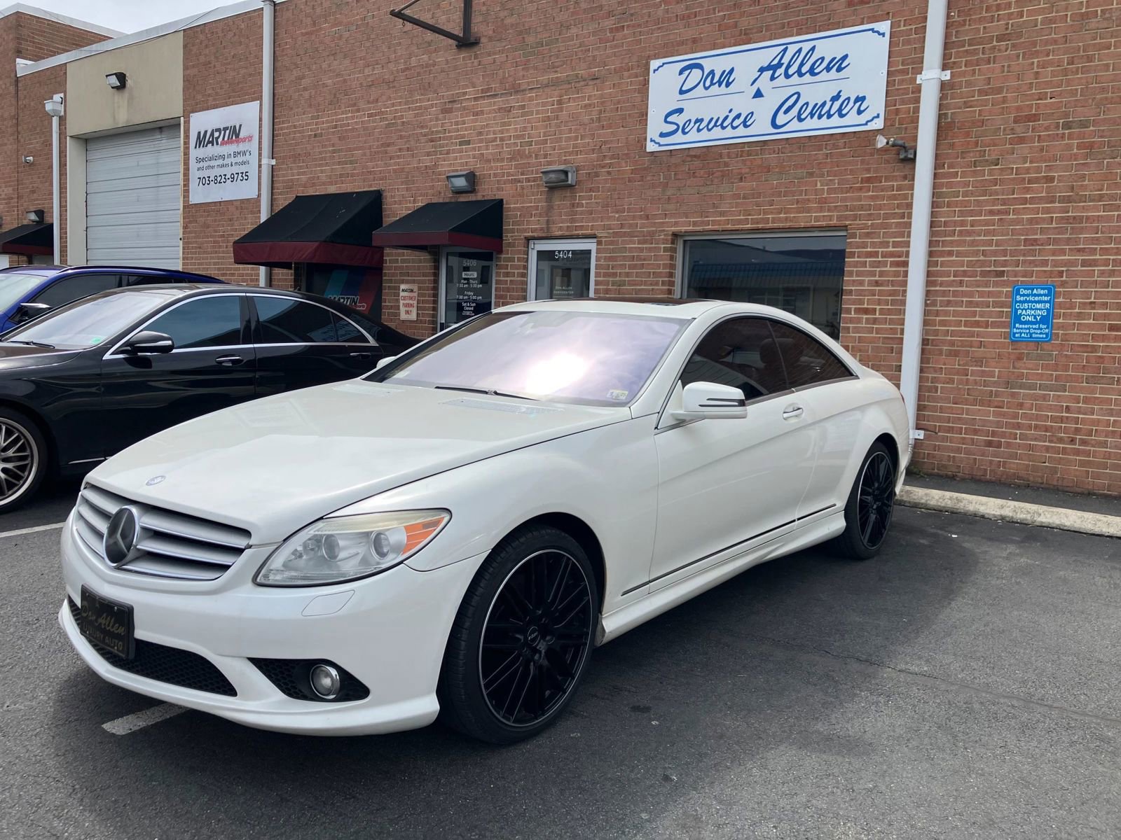 Used 2010 Mercedes-Benz CL 550 4MATIC image 4