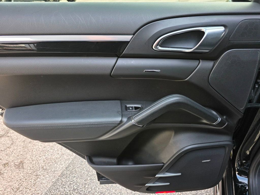 Used 2014 Porsche Cayenne 2014 PORSCHE CAYENNE SPORT DES image 47