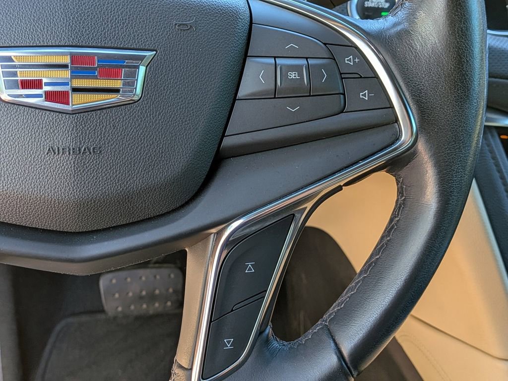 Used 2019 Cadillac XT5 Premium Luxury w/ Driver Assist Package image 31