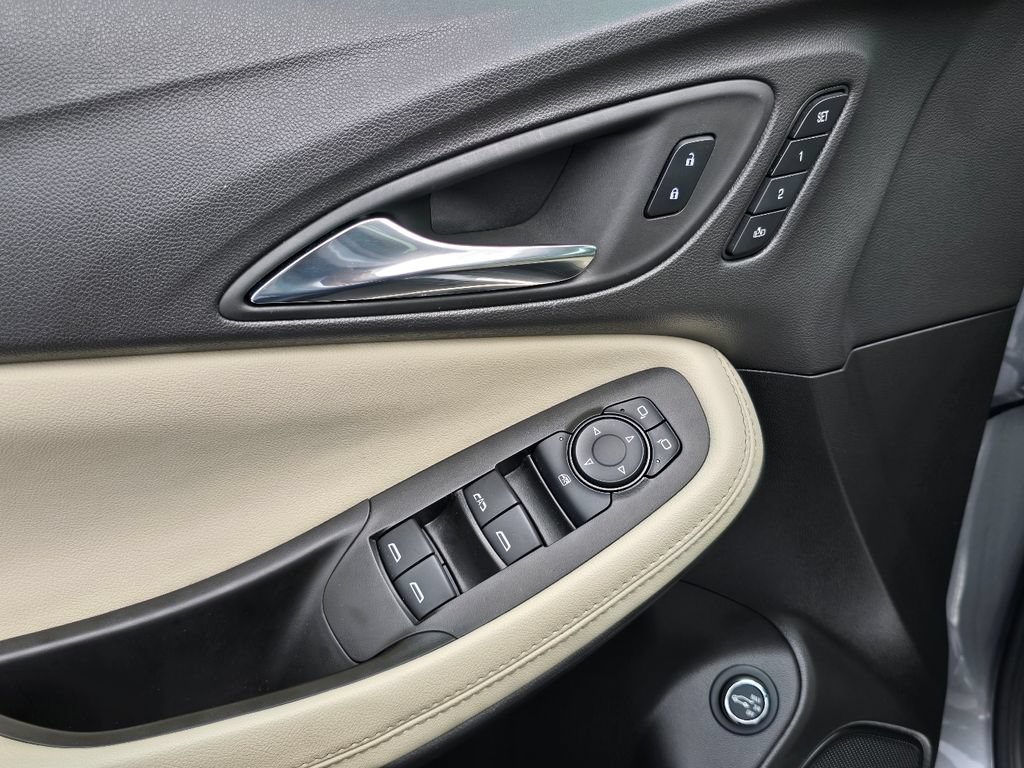 Certified 2023 Buick Encore GX Essence w/ Experience Buick Package AWD/4WD image 23