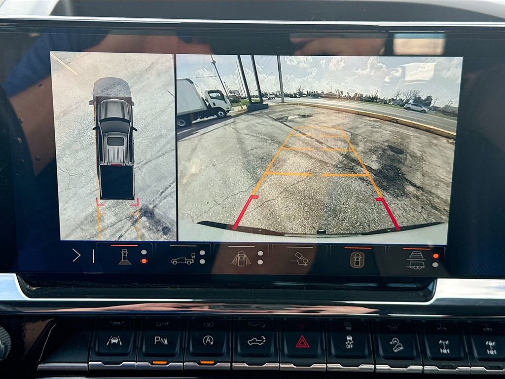 Used 2024 Chevrolet Silverado 1500 ZR2 w/ Technology Package image 14